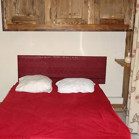 Daire Location : Spacieux 4 Pieces Pour 9 Pers, Proche Centre, Parking Prive, Terrasse Ensoleillee - Fr-1-802-33 *